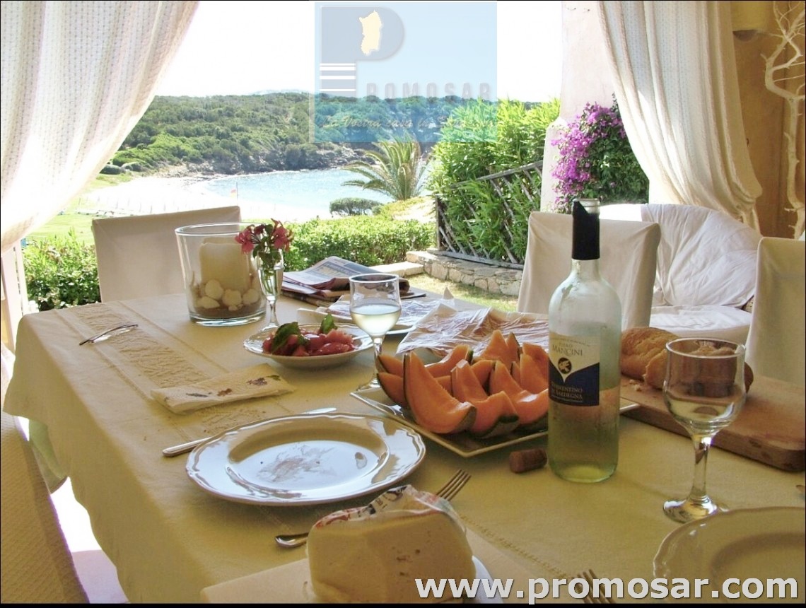 Flat on the beach Costa Smeralda