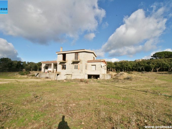Casale with large land in Aglientu Sardinia